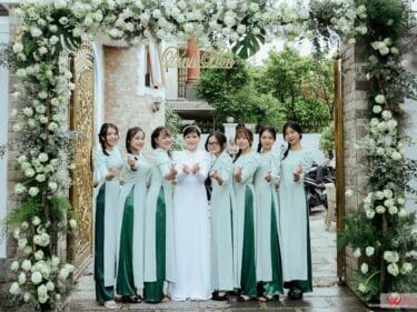 Trang Trí Cổng Hoa Sen Trắng đẹp (5)